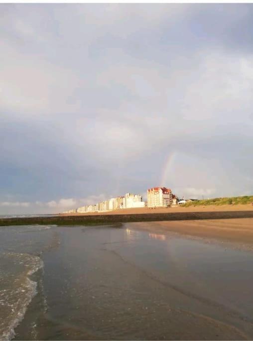 studio à 2 pas de la mer Middelkerke Extérieur photo